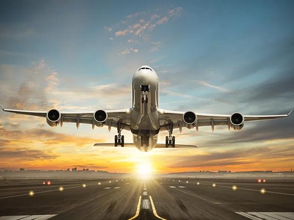 航空運(yùn)輸?shù)奶攸c(diǎn)(圖1) 航空運(yùn)輸?shù)奶攸c(diǎn)(圖1)
